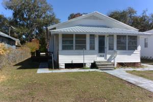 featured image of 312 S Pine St #EAST