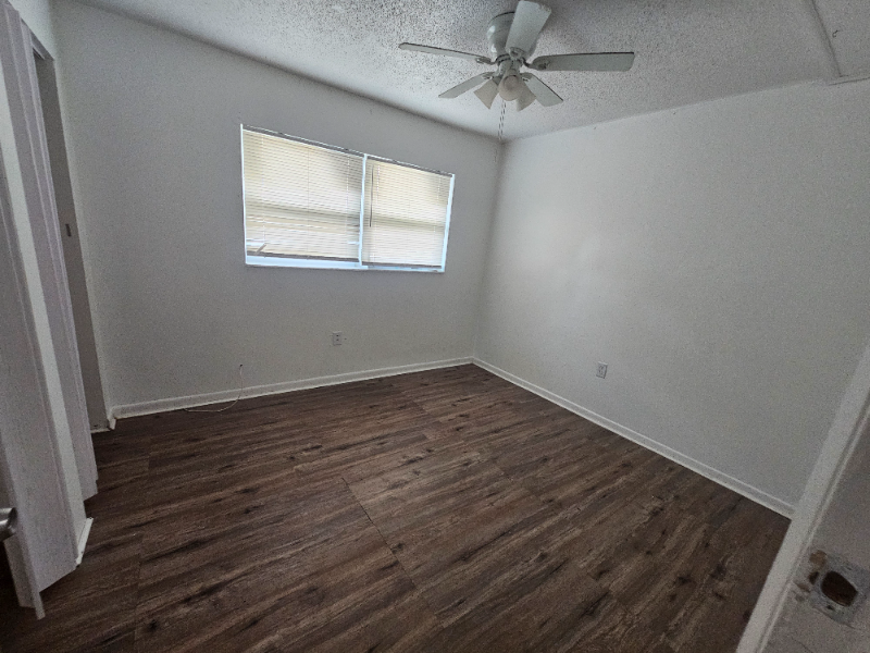 4719 Manatee Dr - Photo 7 of 7