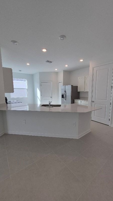 2719 Yukon - Photo 4 of 19