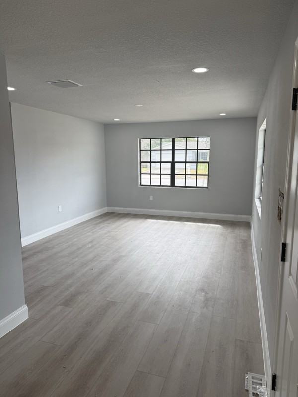 168 Las Palmas - Photo 3 of 8