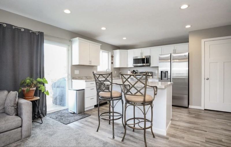 1600 E 69th St N - Photo 3 of 20