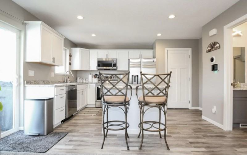 1600 E 69th St N - Photo 4 of 20