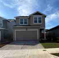 featured image of 329 Stella St Ne