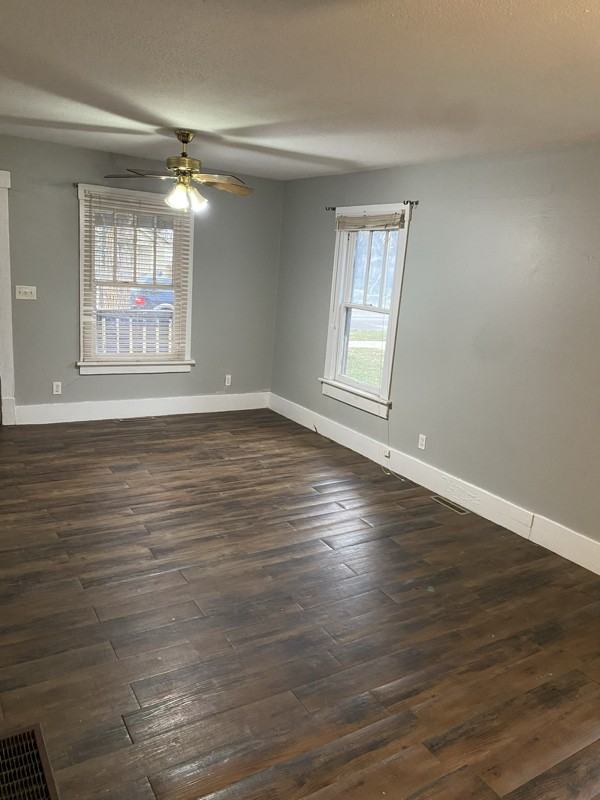 1005 N 9th St - Photo 2 of 8