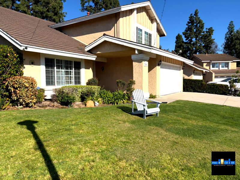 346 Hilltop Ln - Photo 2 of 14