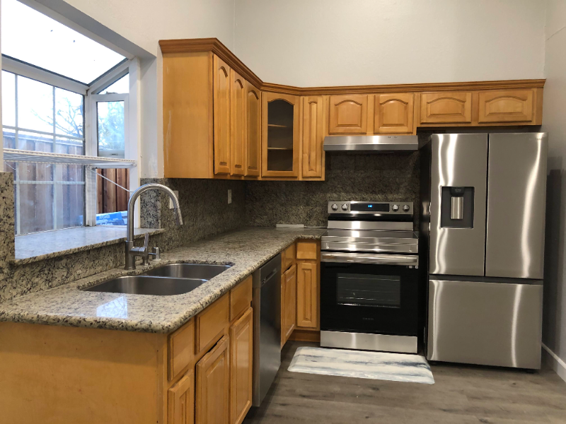 34320 Chester Ct - Photo 2 of 13