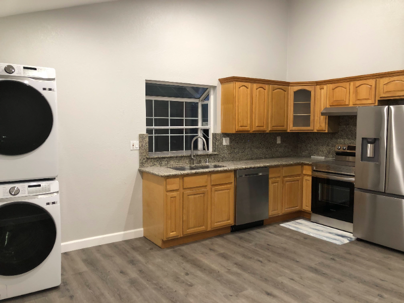 34320 Chester Ct - Photo 3 of 13