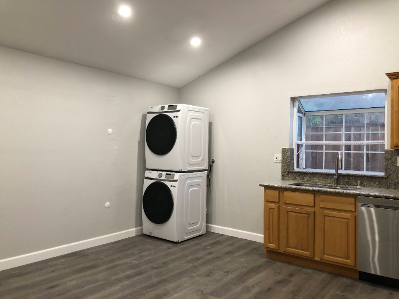 34320 Chester Ct - Photo 4 of 13