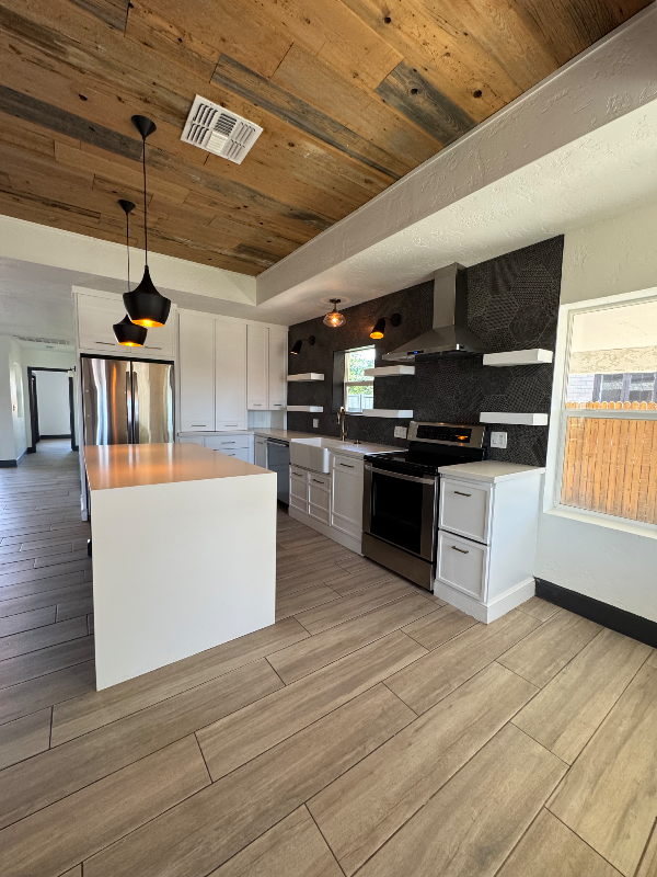 1616 E Willetta St - Photo 2 of 18