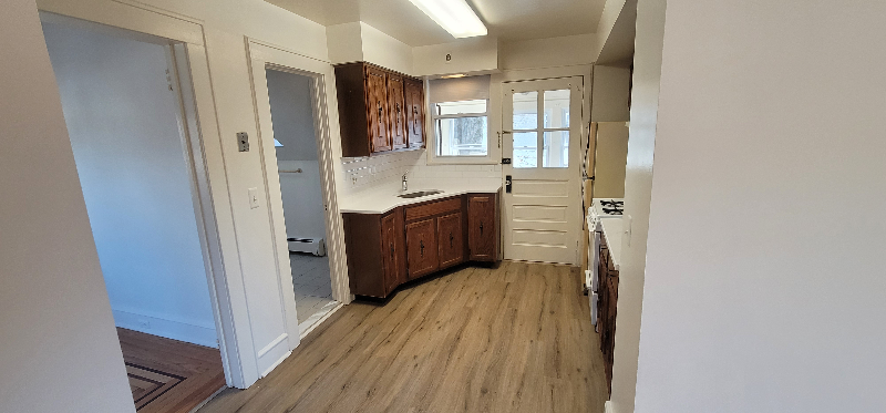 27 Jackson St #2ndFL - Photo 2 of 15