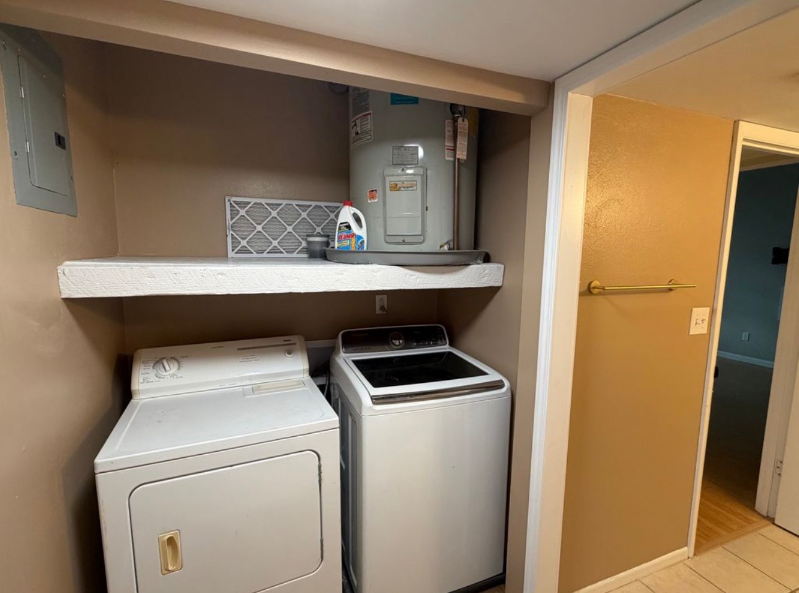 463 Down Hill Dr - Photo 2 of 4