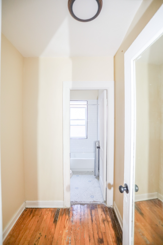 4053 W School St #2 - Photo 6 of 8