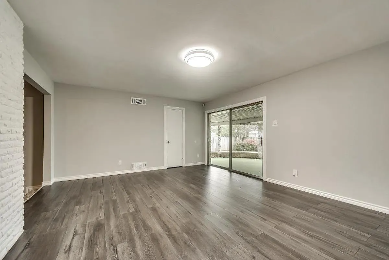 5806 Everglade Rd - Photo 6 of 20