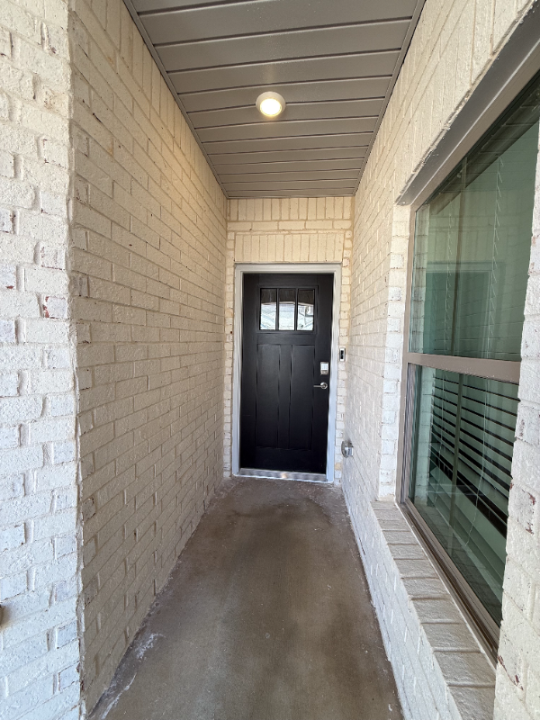 6063 Gardner Maples Dr - Photo 3 of 20