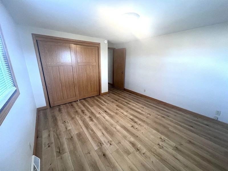 2549 Babcock Rd - Photo 4 of 12