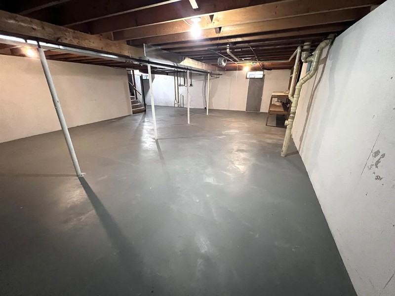 2549 Babcock Rd - Photo 6 of 12