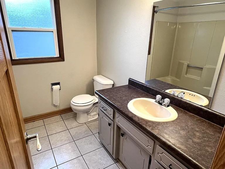 2549 Babcock Rd - Photo 7 of 12