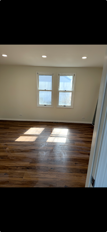 9129 Southmoor Ave - Photo 3 of 9