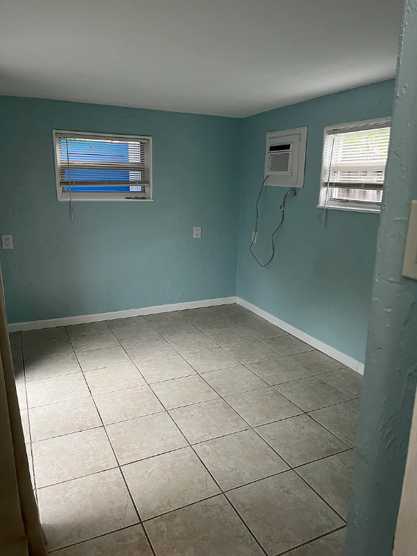 1039 Miner Rd - Photo 2 of 16