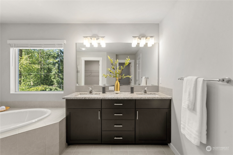 3318 103rd Dr Ne - Photo 2 of 20