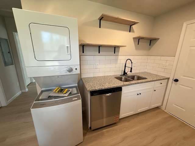 606 Hardy Ave Sw #A - Photo 6 of 15