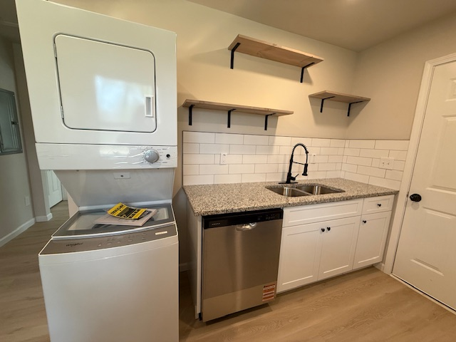 606 Hardy Ave Sw #A - Photo 7 of 15