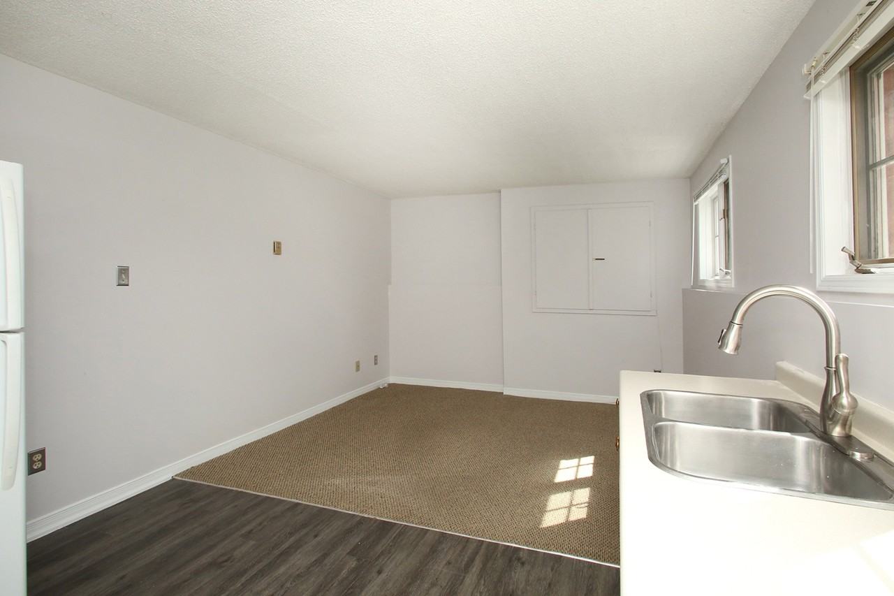 42 Tecumseh Avenue #2 - Photo 6 of 10