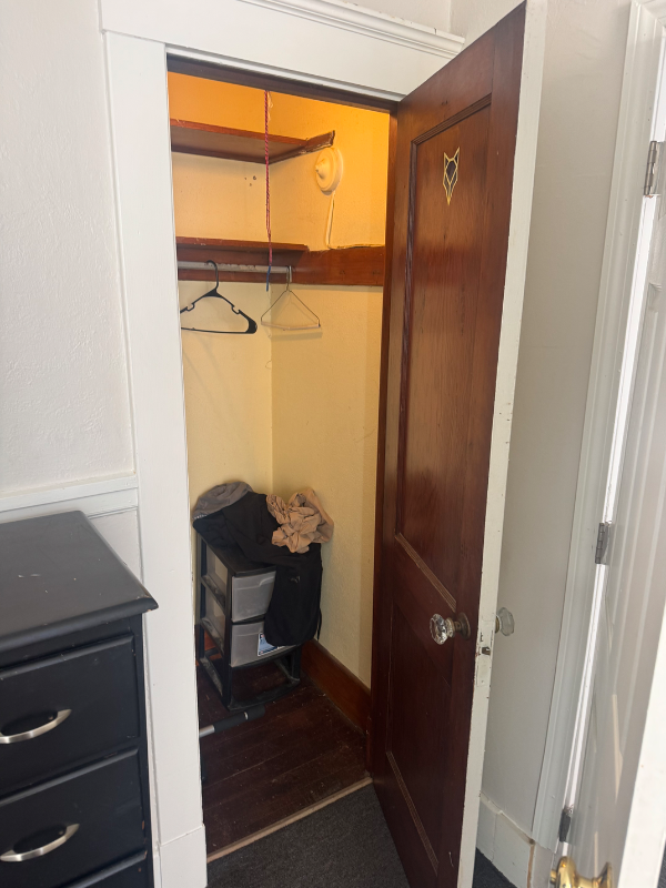 215 Main St #2E - Photo 4 of 8