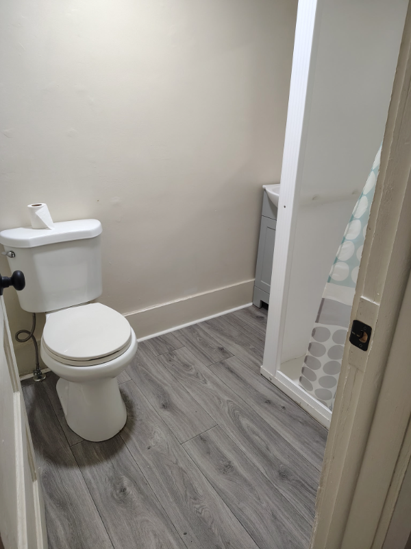 1814 E Ganson St #D - Photo 3 of 8