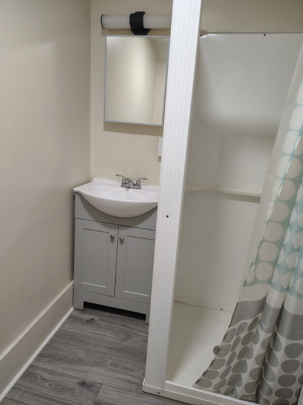 1814 E Ganson St #D - Photo 5 of 8