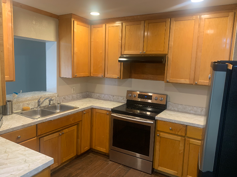 3020 Grove St - Photo 6 of 10