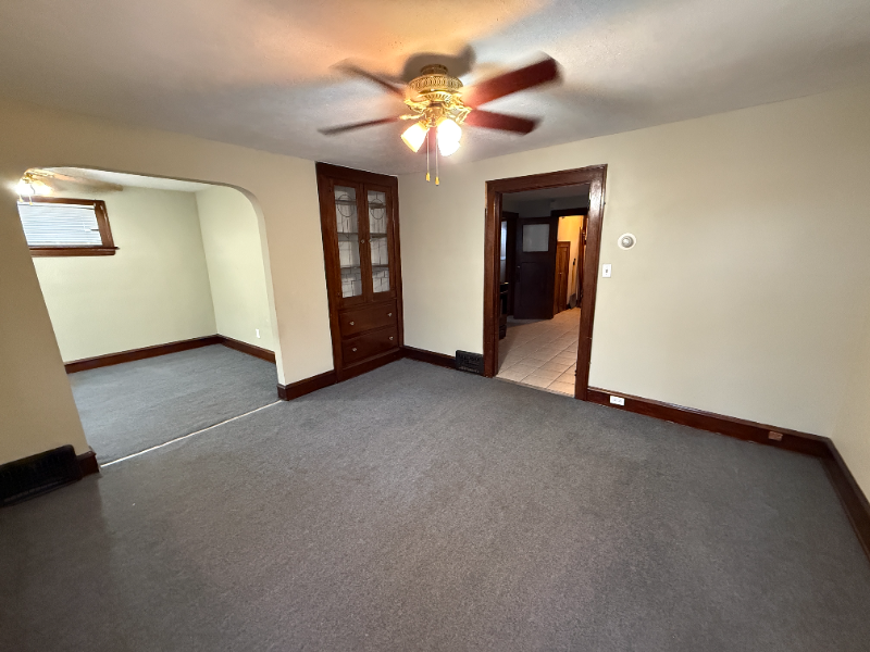 3706 Stickney Ave - Photo 6 of 9