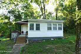 143 Dogwood Ln - Photo 3 of 3