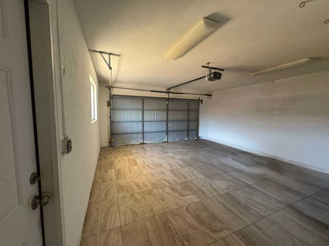 630 105th Ave N - Photo 4 of 23