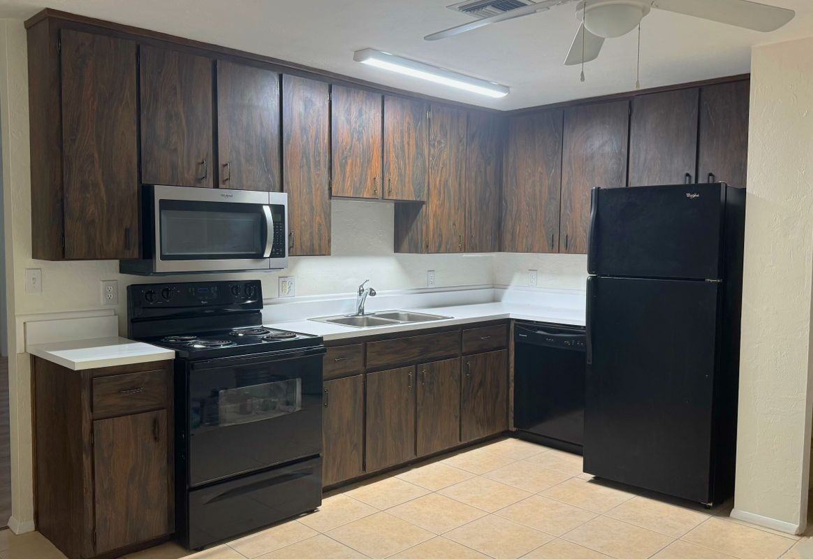 757 95th Ave N - Photo 4 of 15