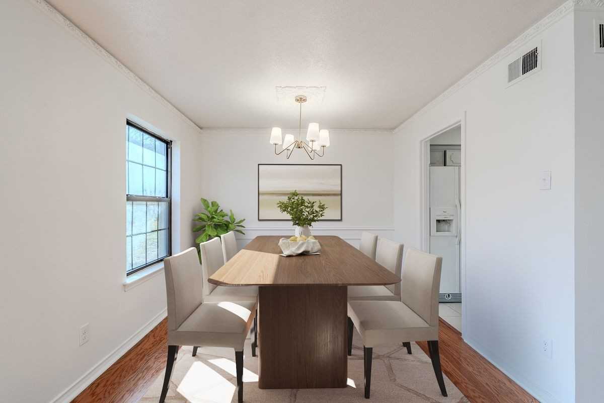 3325 Shady Hollow Ln - Photo 2 of 21