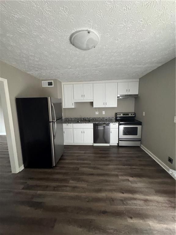 393 Stone Mountain St ##1 - Photo 3 of 10