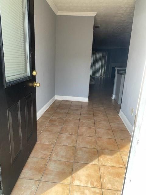 6721 Trafalger Sq - Photo 2 of 13