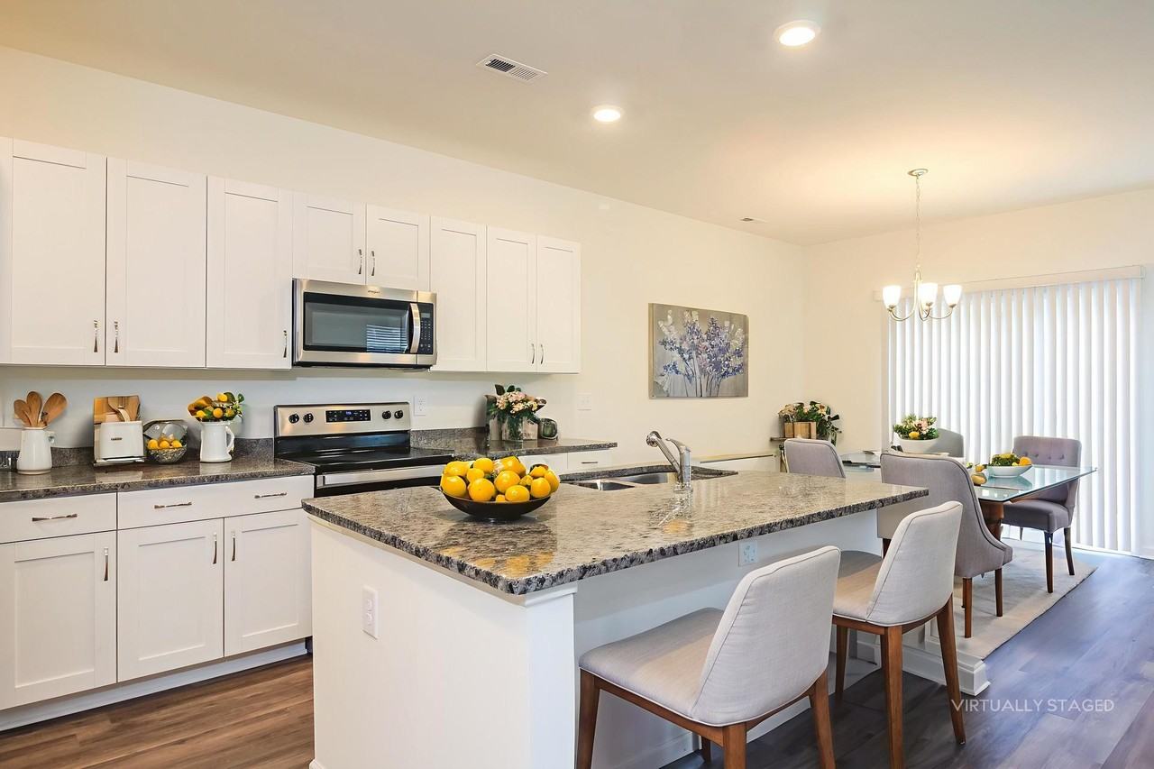 1513 1513 Corbett St - Photo 3 of 16