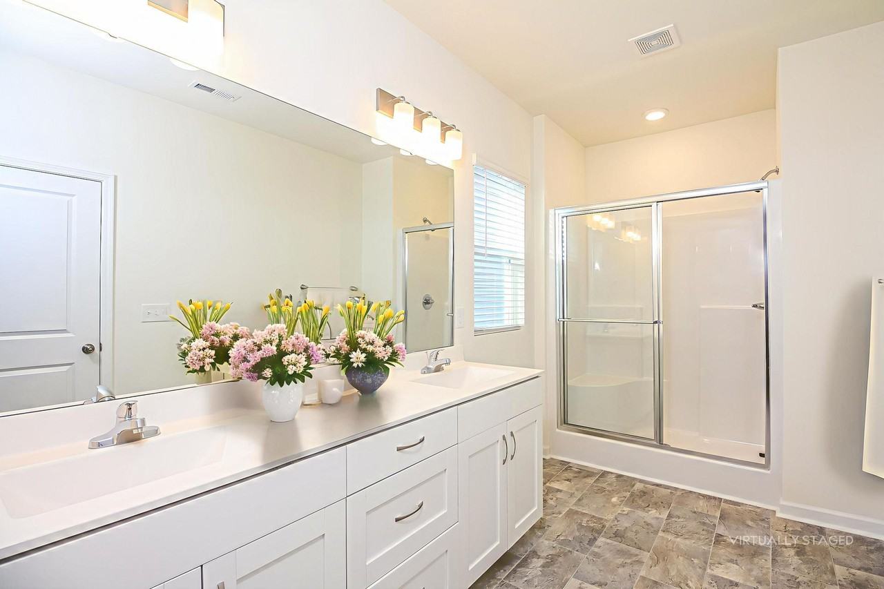 1513 Corbett St - Photo 6 of 16