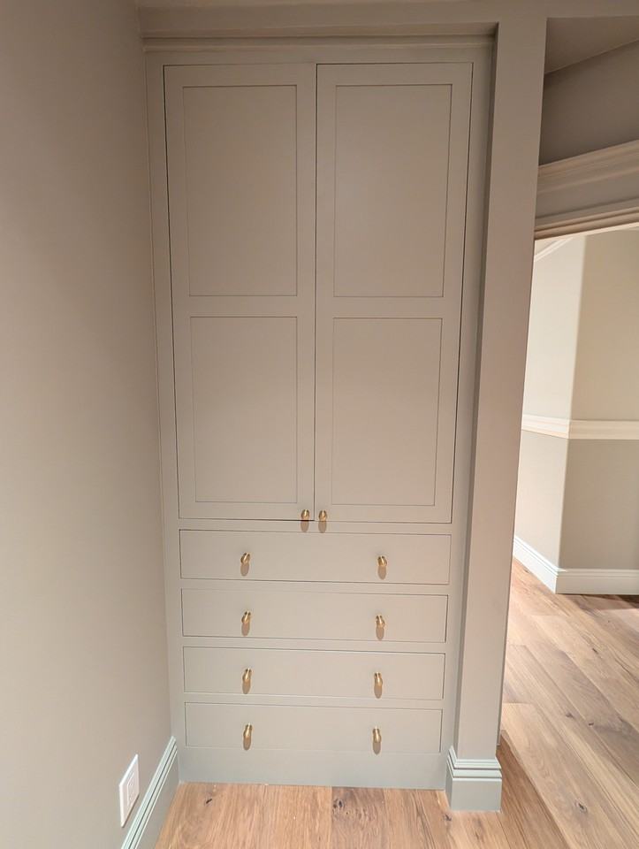 328 Lexington Street - Photo 7 of 32