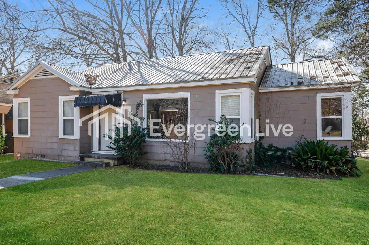 3021 Downing St - Photo 2 of 15