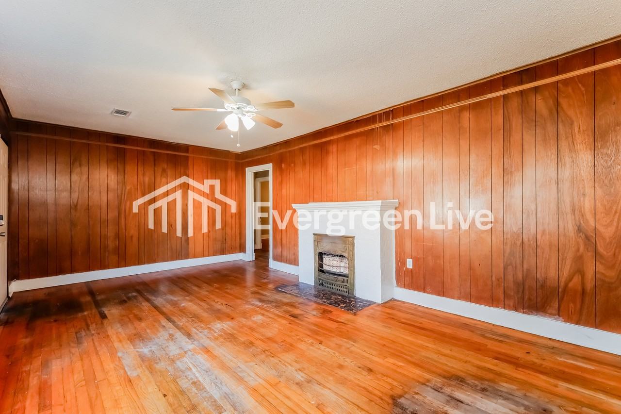 3021 Downing St - Photo 6 of 15