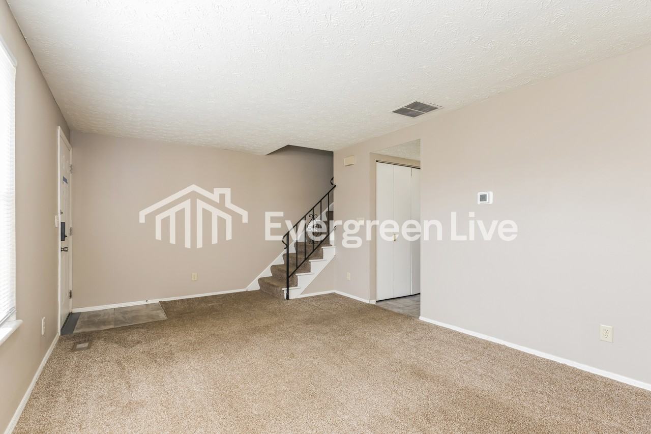 7795 Mount Hood - Photo 3 of 15