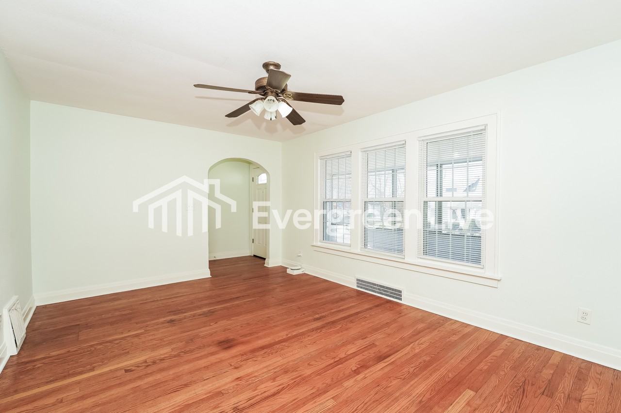 4857 E 88th St - Photo 3 of 15