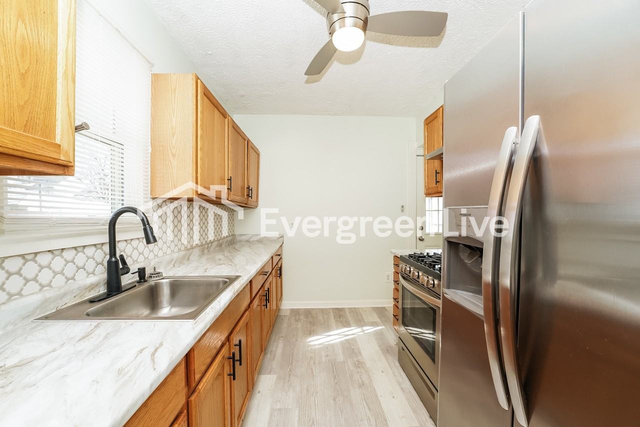 4857 E 88th St - Photo 7 of 15