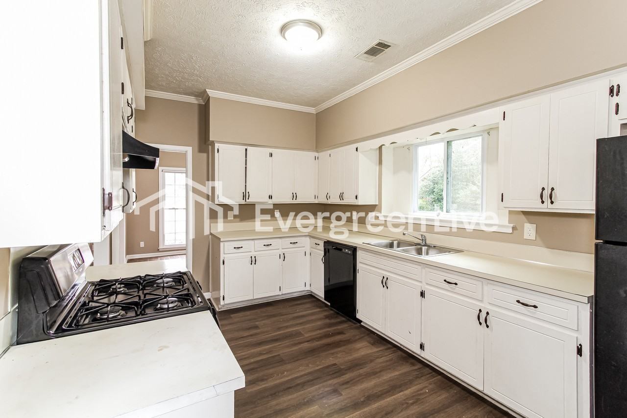 6611 E Cypress Ct - Photo 6 of 15