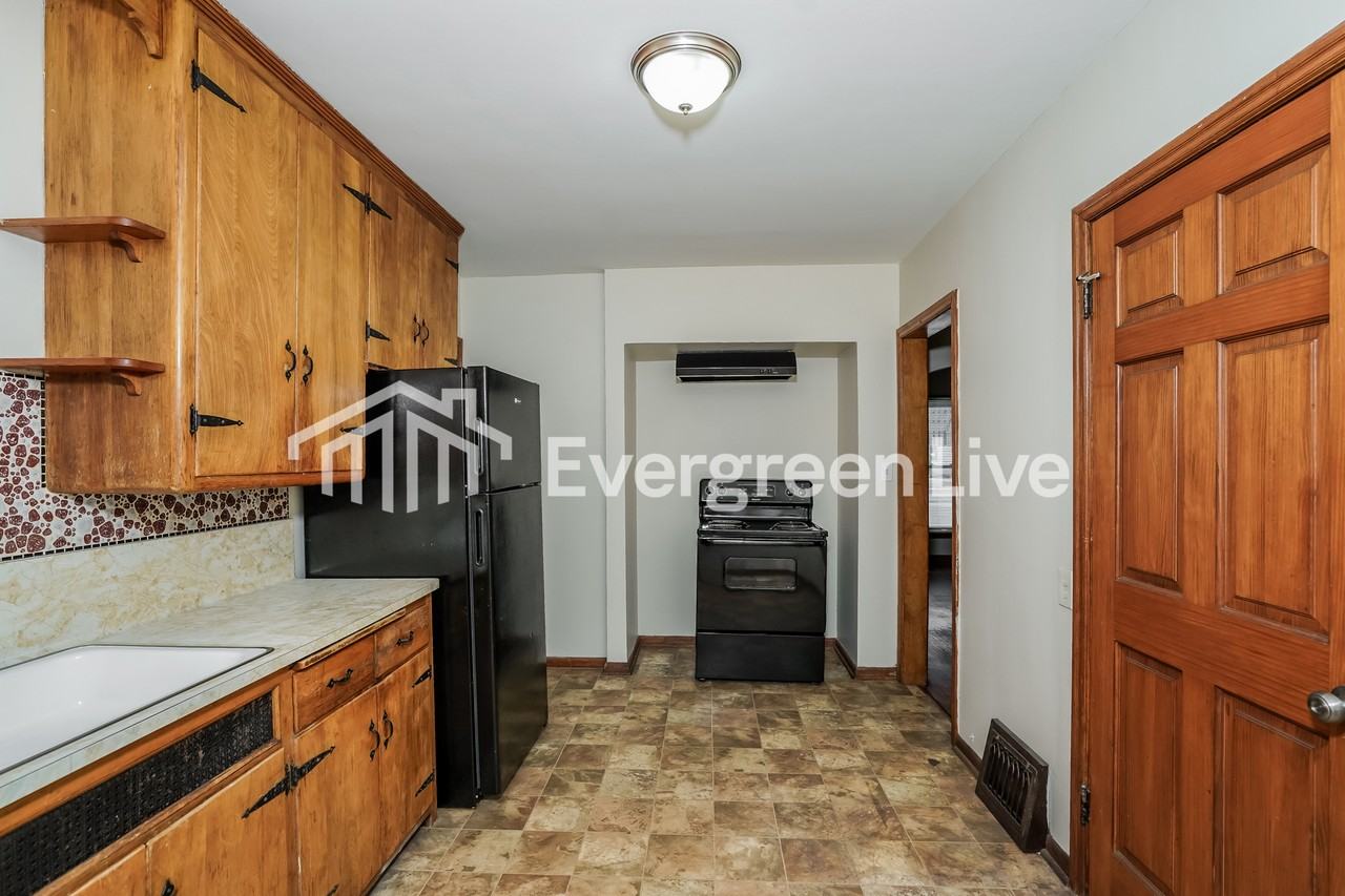 4673 N 51st Blvd - Photo 7 of 13