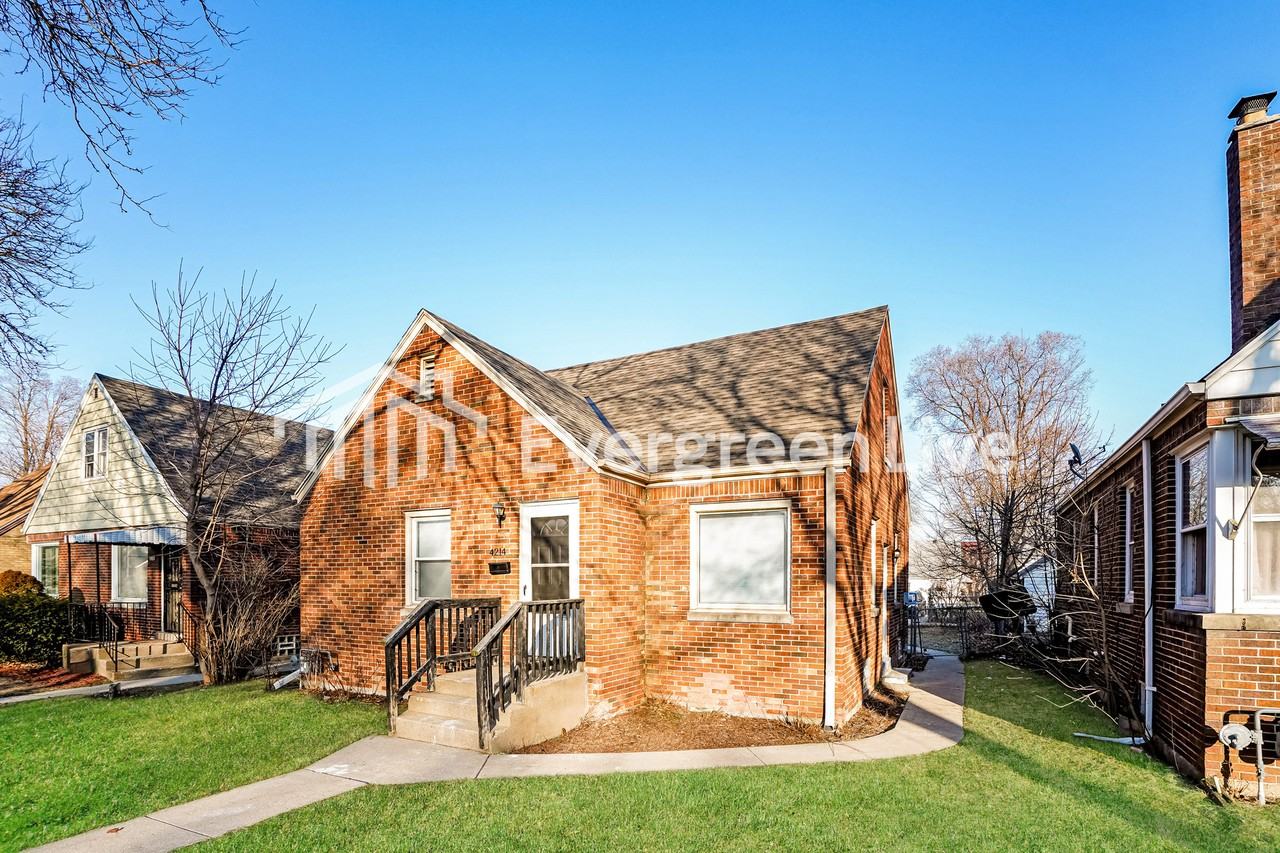 4214 N 48th St - Photo 2 of 15