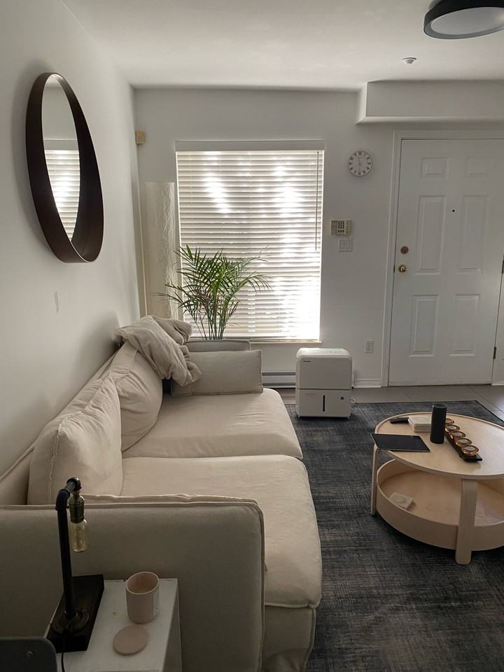 Commercial Dr & Adanac St #201 - Photo 4 of 9